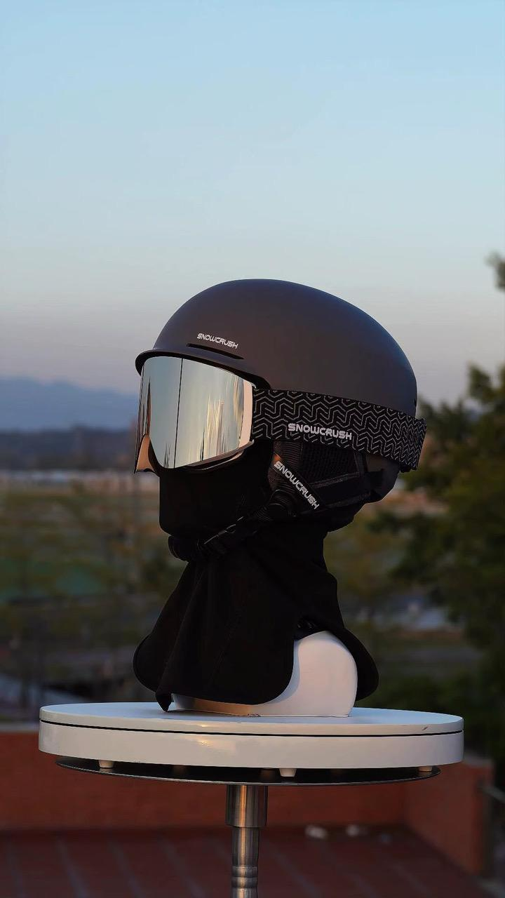Casco SnowCrush Regulable con Forro Térmico Removible - Imagen 2